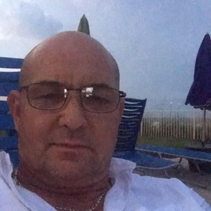 Meet your Posher, Todd